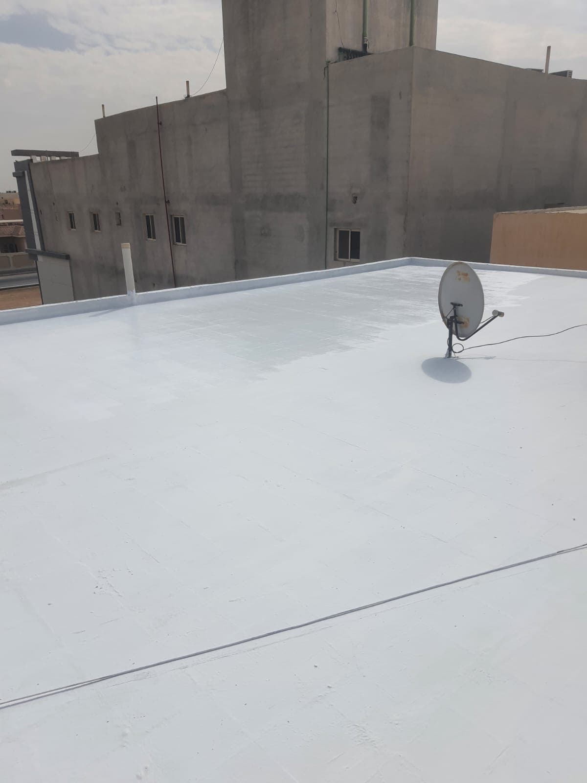 العزل الحراري بالرياض: الأسعار المعتمدة والتكلفة الشاملة لعام 2025